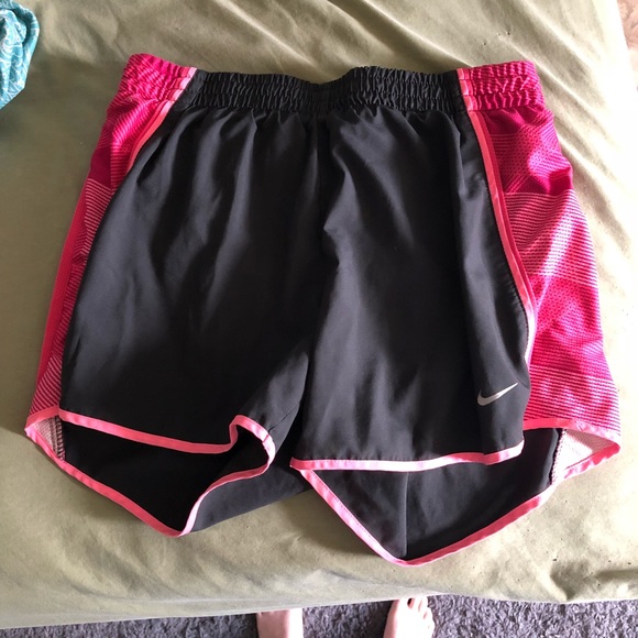 Nike Pants - NIKE SHORTS